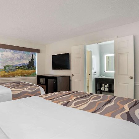 Baymont By Wyndham Montgomery Al Εξωτερικό φωτογραφία