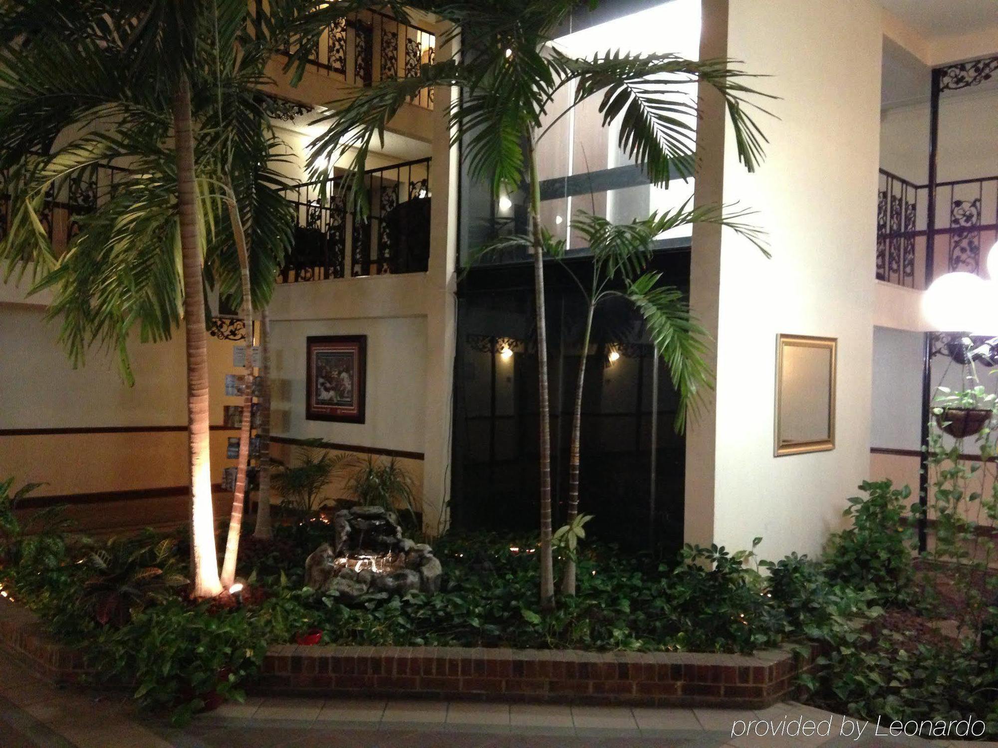 Baymont By Wyndham Montgomery Al Εξωτερικό φωτογραφία